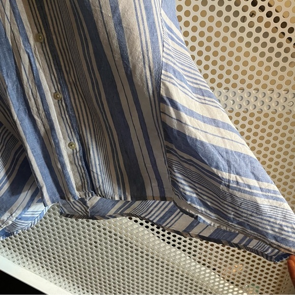 Jones New York Women’s Button down Collared Shirt Size Medium Blue/white VGUC - Picture 4 of 12